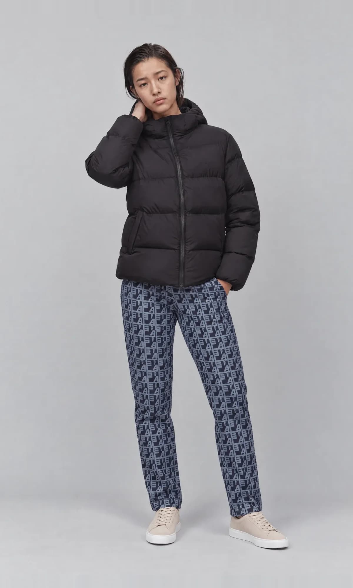 Catalogue view of a woman from the AI catalogue set