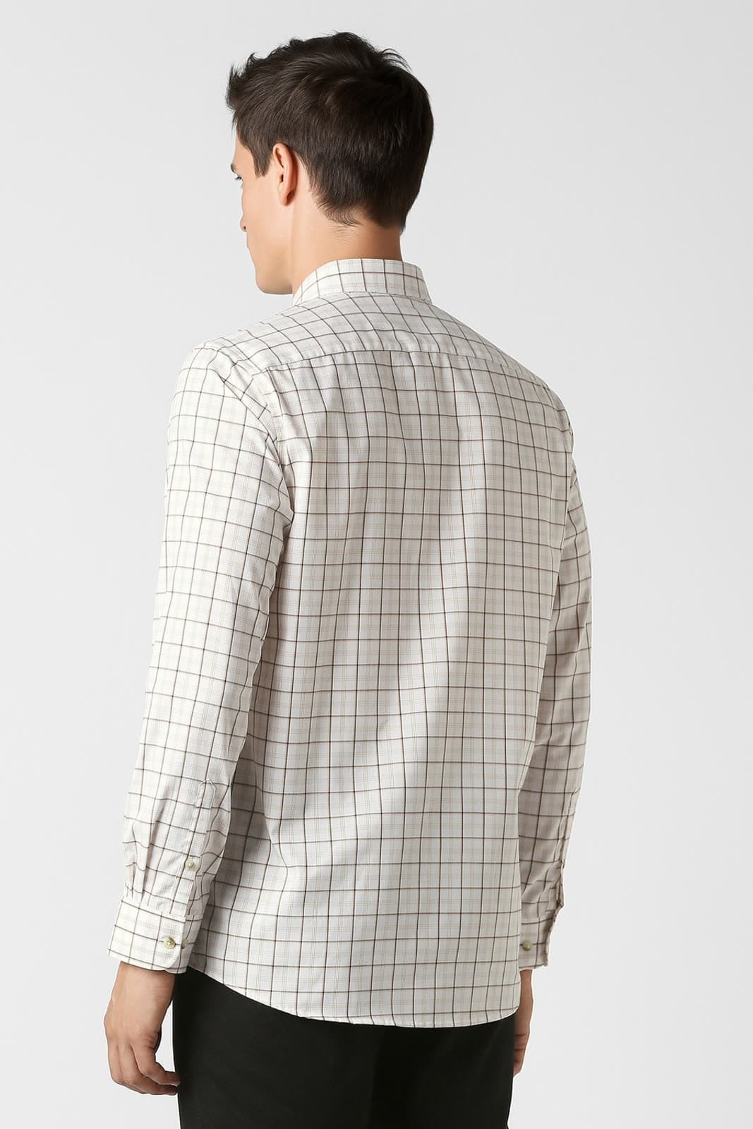 AI model wearing a real garment — live on Peter England
